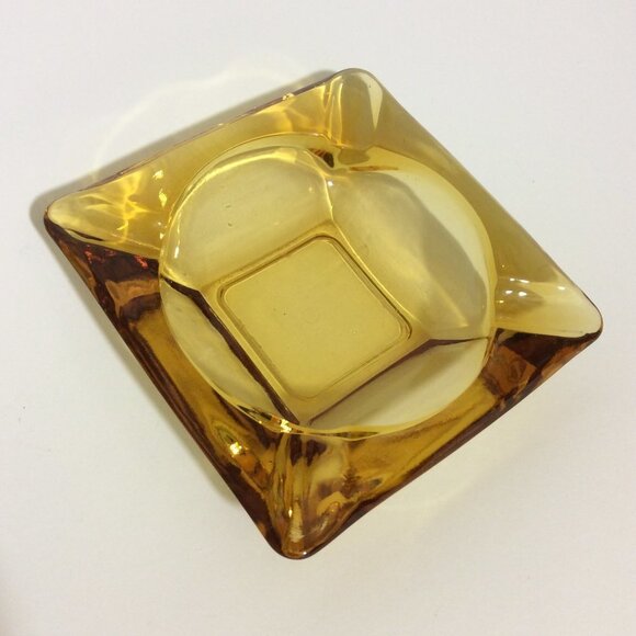 VINTAGE amber glass ashtray 6" square heavy - Picture 6 of 12